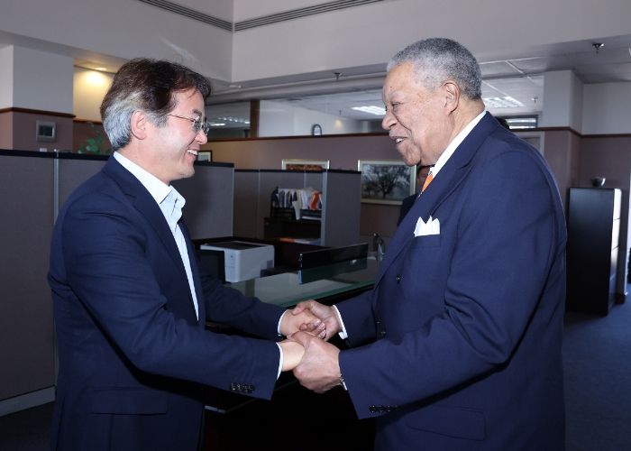 롭 피츠 풀턴 카운티 의장(우), 이동환 고양특례시장(좌)