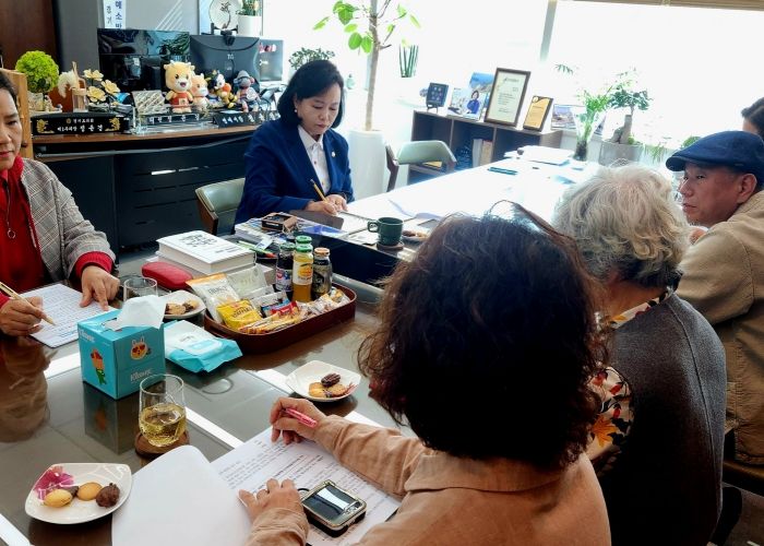 경기도의회 정윤경 부의장, 경기도도시농업시민협의회와 정담회 개최