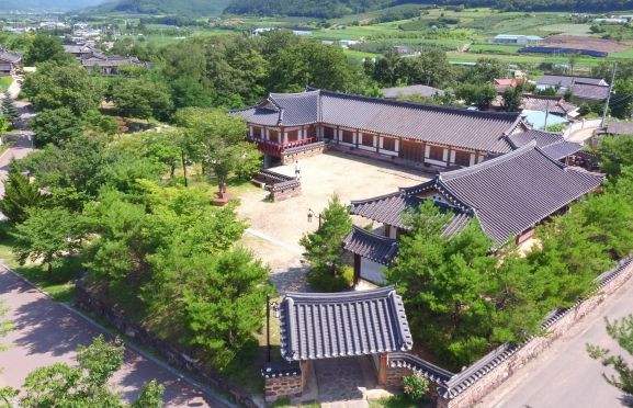 (최초의 한글조리서 음식디미방, 그리고 두들마을)