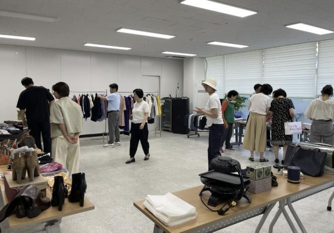 구리시 교문1동지역사회보장협의체, 환경+나눔 실천하는 '이웃愛 나눔장터' 개최