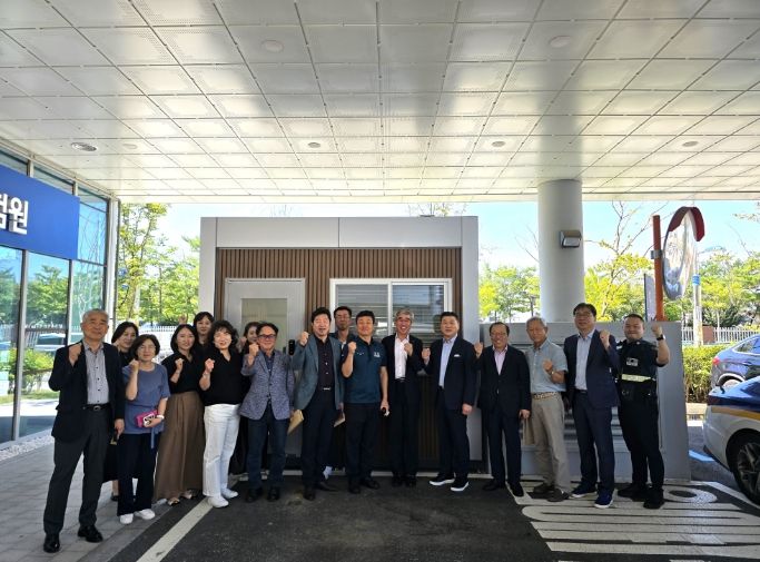경찰초소 운영 관련기관 단체 사진
