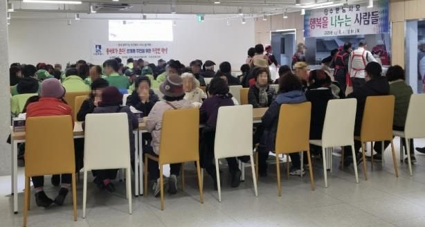 수원중사모가 쏜다! 수원시 팔달구 인계동 주민을 위한 무료 자장면 데이 진행