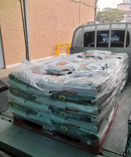 백석읍, 익명의 주민으로부터 백미 100포 기탁 받아…취약계층 지원