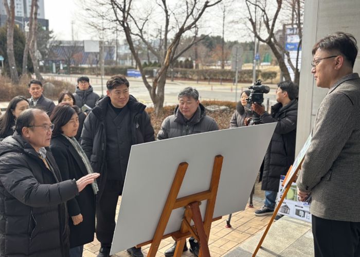 수원특례시의회 도시미래위원회, 탄소중립 그린도시 조성사업 현장방문 실시