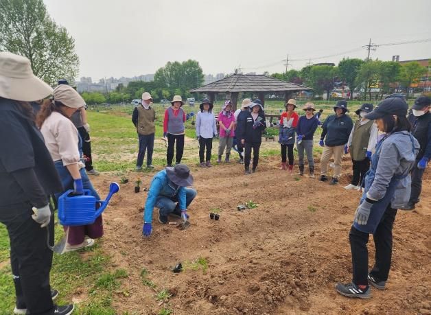 ‘도시농업 전문가 양성 과정’ 교육 모습