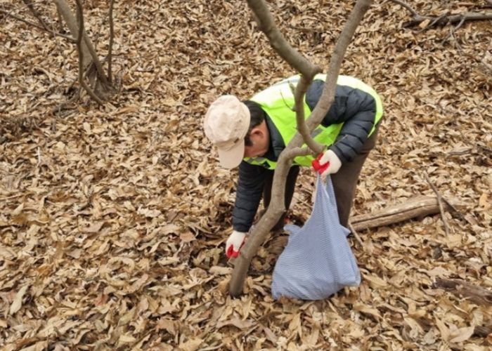 고양시, 야생동물 출몰 지역에 광견병 미끼 백신 6,000개 살포