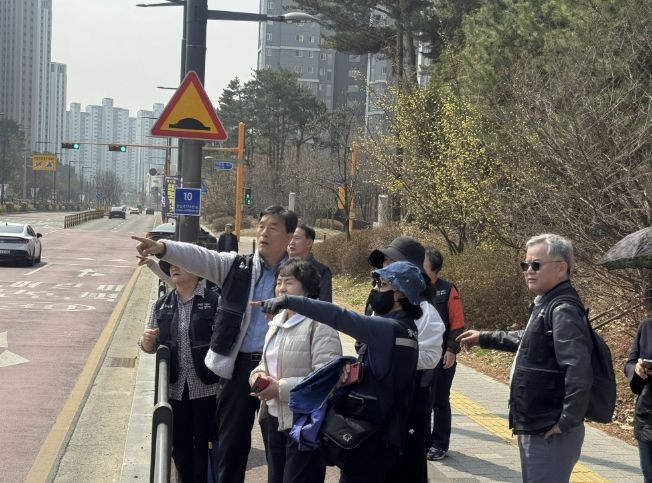 수원시 장안구 정자1동, ‘찾아가는 마을 톡(Talk)파원’순찰 진행